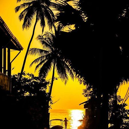Akki'S Hostel Trincomalee Eksteriør bilde