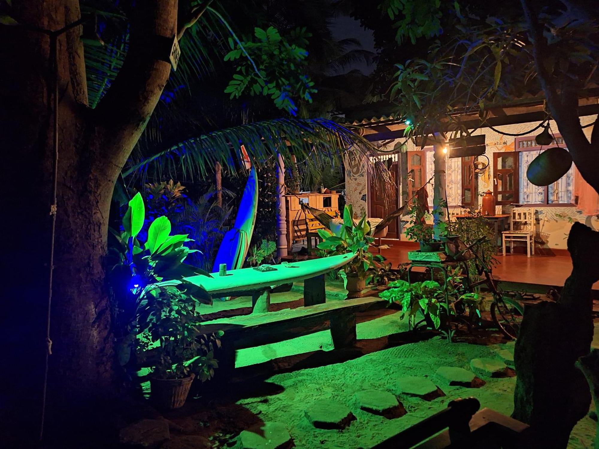 Akki'S Hostel Trincomalee Eksteriør bilde