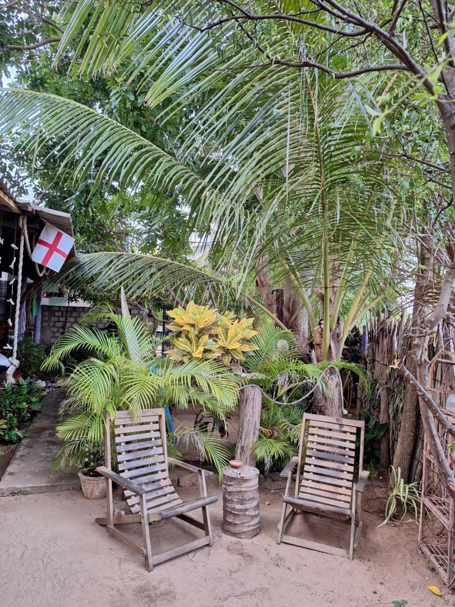 Akki'S Hostel Trincomalee Eksteriør bilde